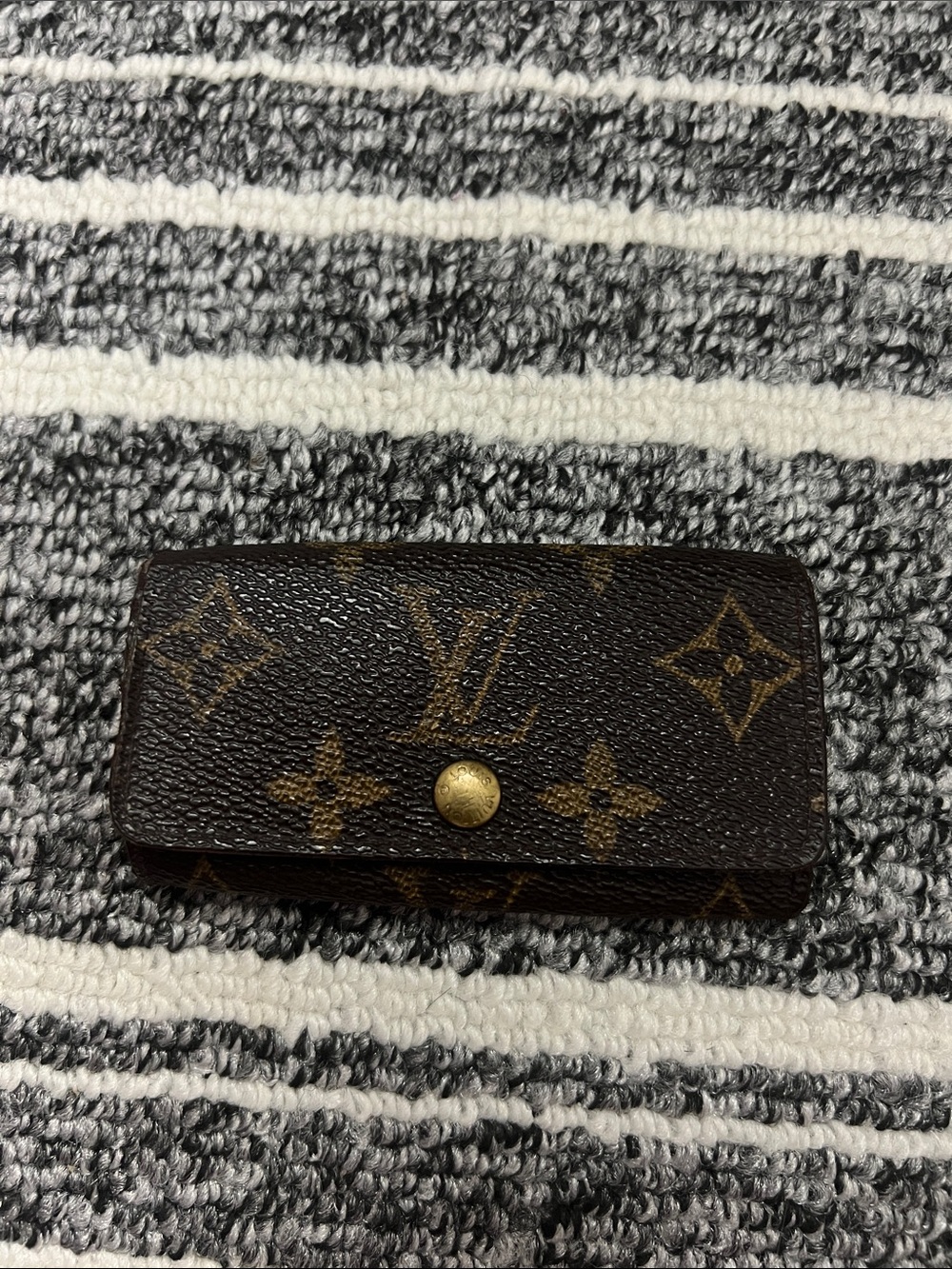 Louis Vuitton Monogram Canvas Key & Card Holder in Brown